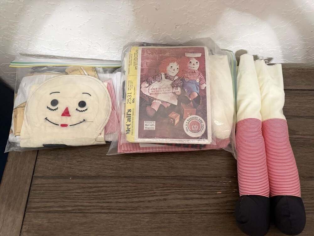 Vintage 1970 McCall’s 2531 Raggedy Ann & Andy Doll Sewing Kit PARTIALLY STARTED